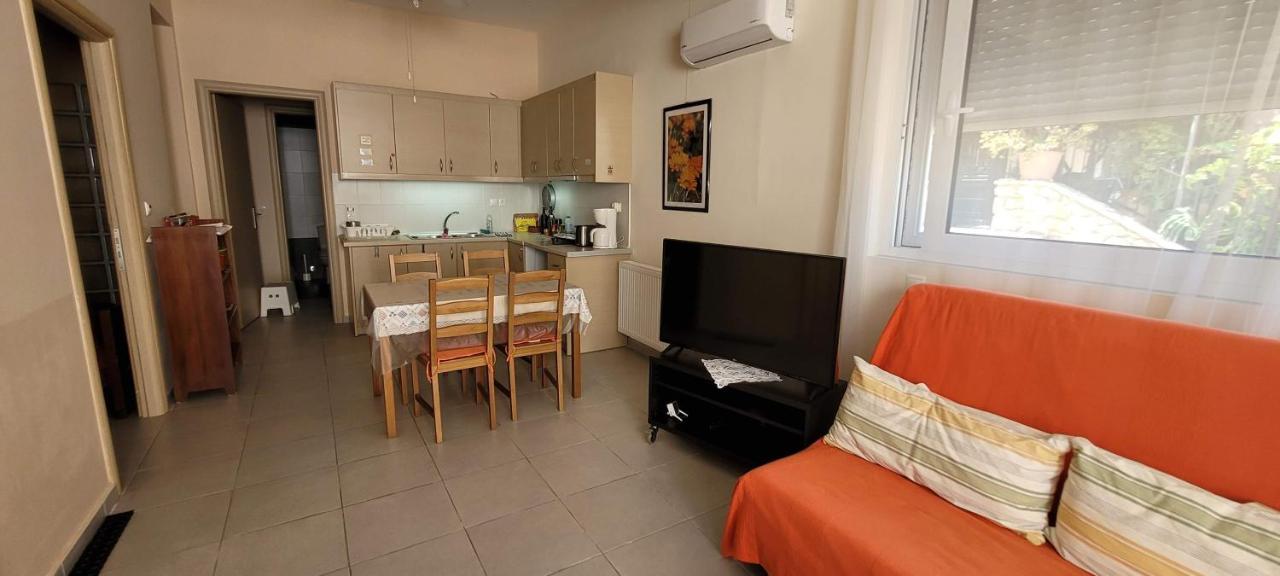 Family Apartment Derveni Eksteriør bilde